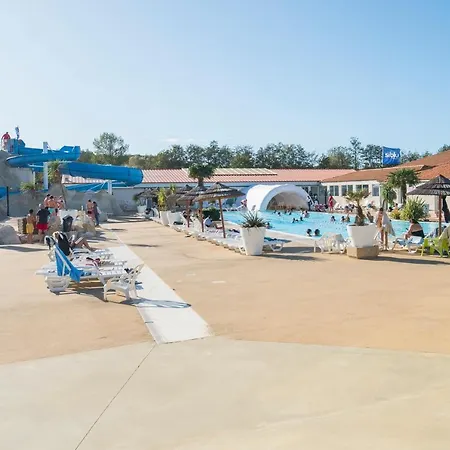 Campsite Le 934 Des Charmettes Les Mathes